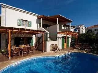 Liza, Completely Redesigned, Now Open For 2025 Bookings * Hvar Town